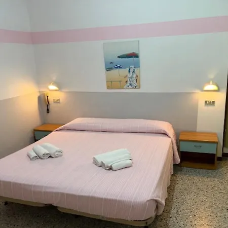 Hotel Nives Rimini Exterior photo