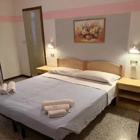 Hotel Nives Rimini Exterior photo