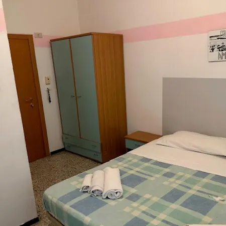 Hotel Nives Rimini Exterior photo